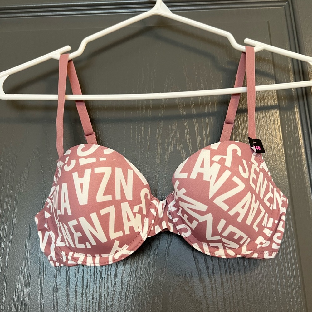 La Senza Bra, new with tags. Size 34B